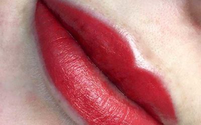Kosmetisk pigmentering av läppar